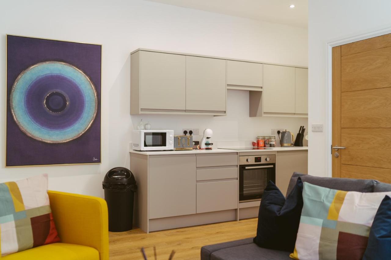 Riverside Apartment *
